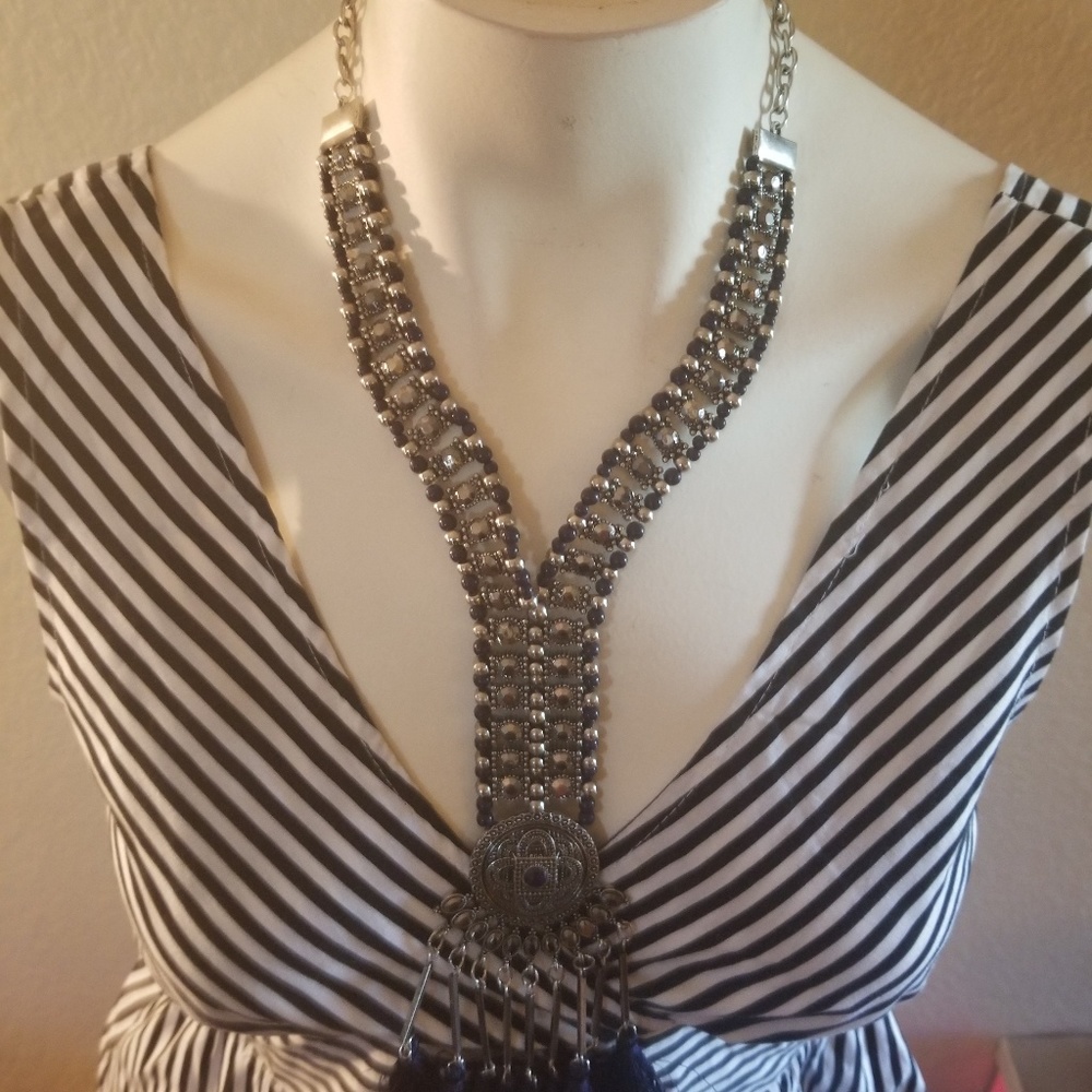 Necklace - Picture 2 of 4